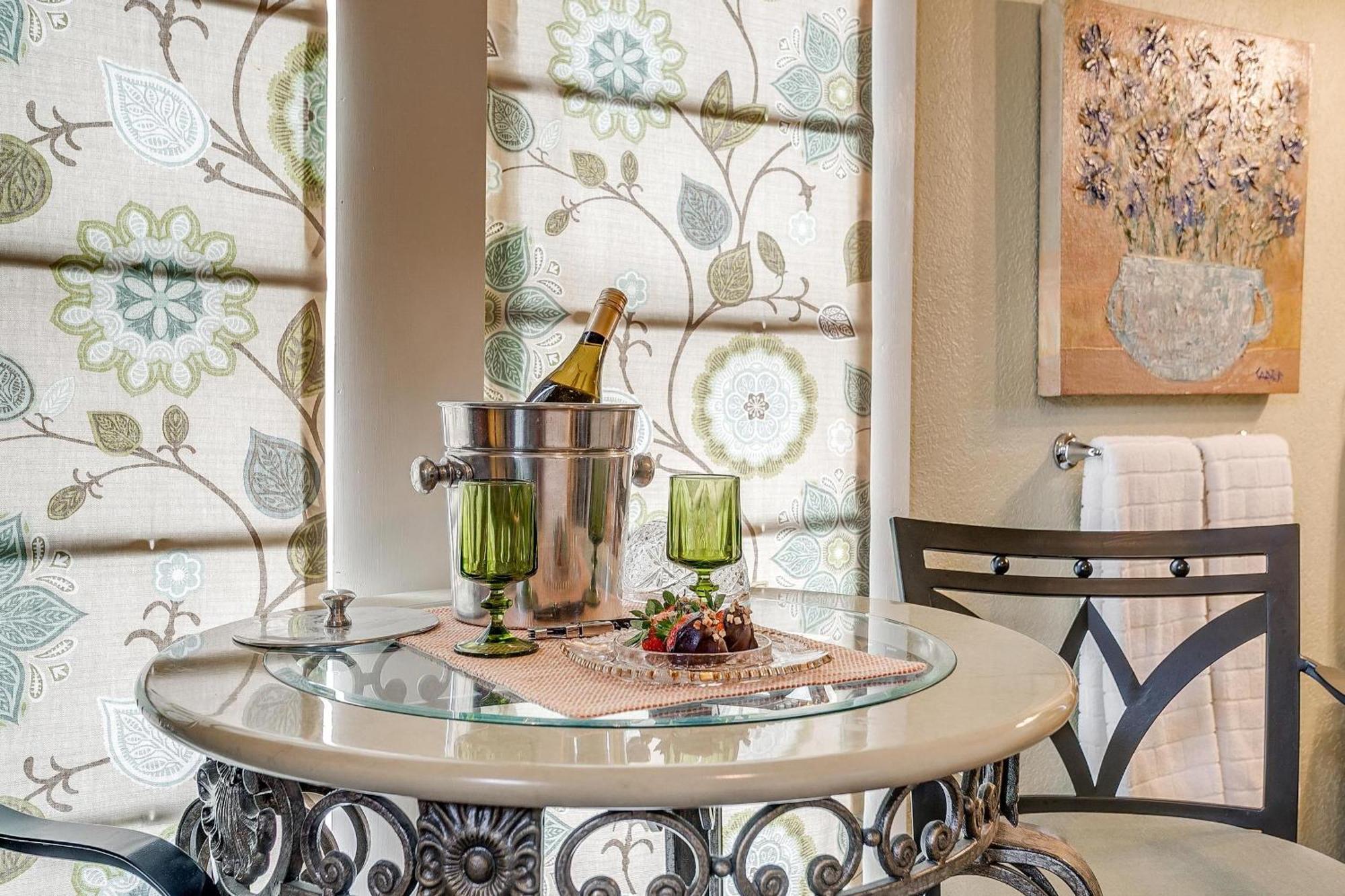 The Gallery House Boutique Hotel 스테픈빌 외부 사진