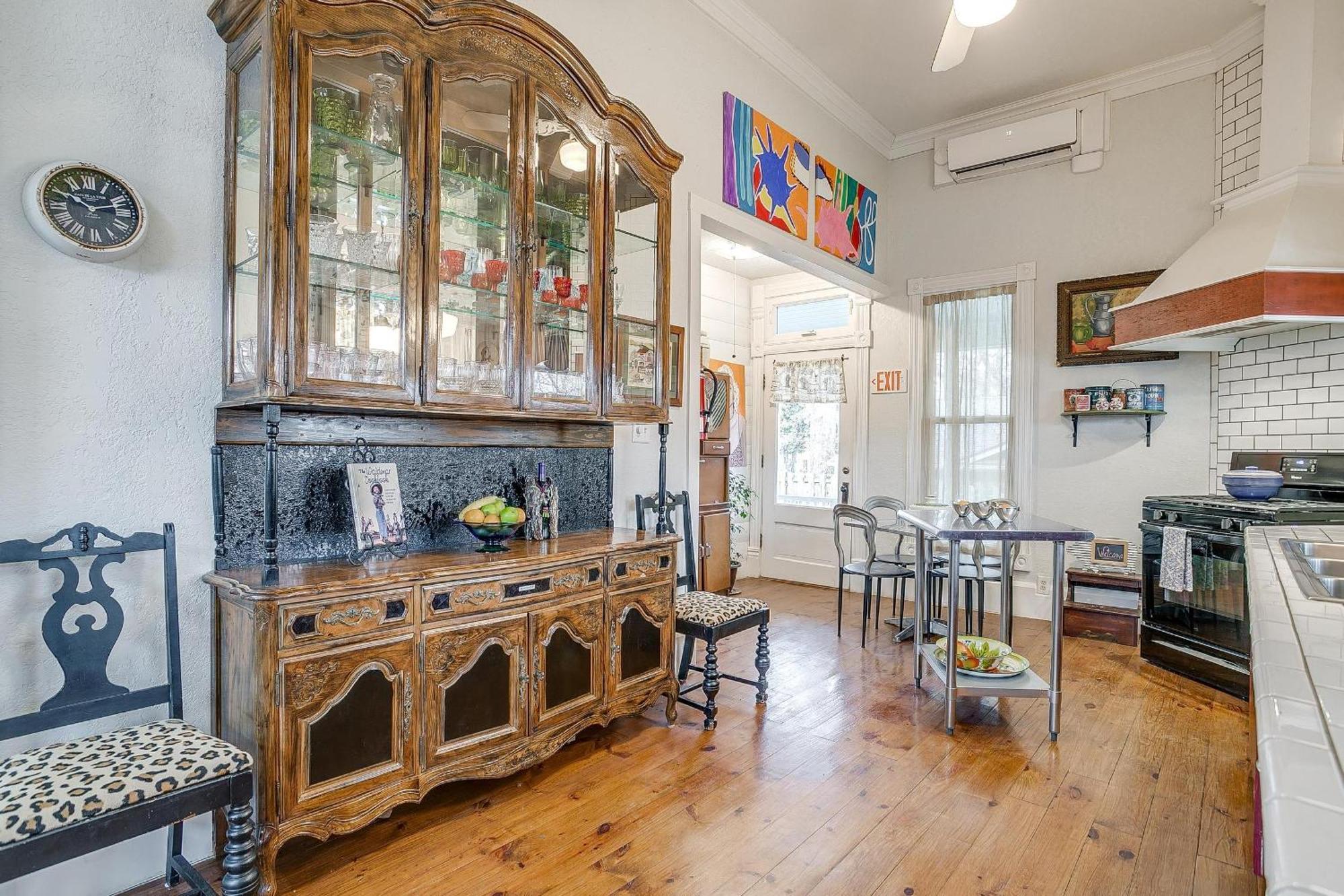 The Gallery House Boutique Hotel 스테픈빌 외부 사진